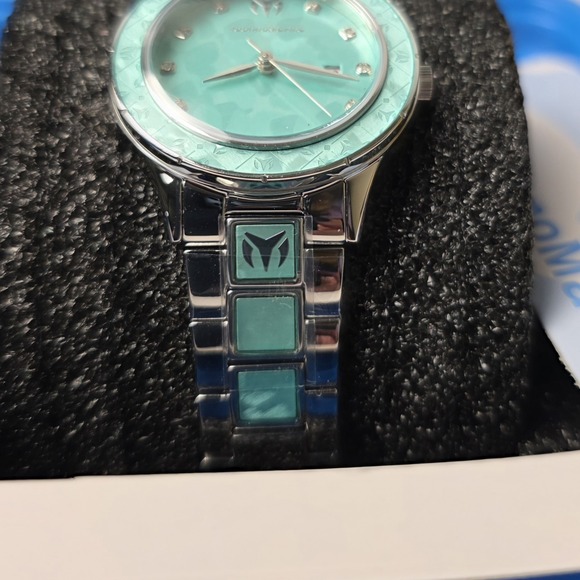 NEW TechnoMarine Sea Seafoam Glow Women's Watch 33mm Steel TM-725056 w/Box #0451 - Picture 3 of 5